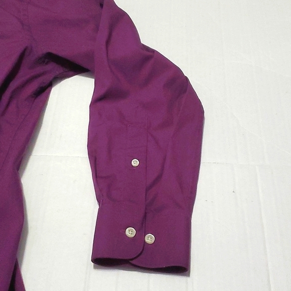 Croft & Barrow Classic Fit Plum Long Sleeve Button Down Shirt Office Event M - Picture 7 of 10